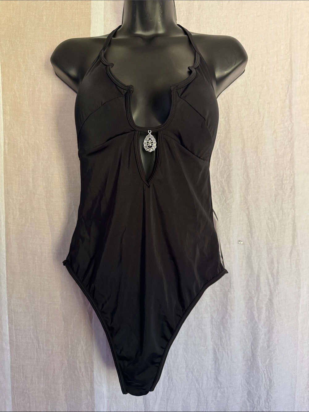 ROMWE WOMENS Black One-Piece Halter Swimsuit with Decorative Pendant SIZE XL